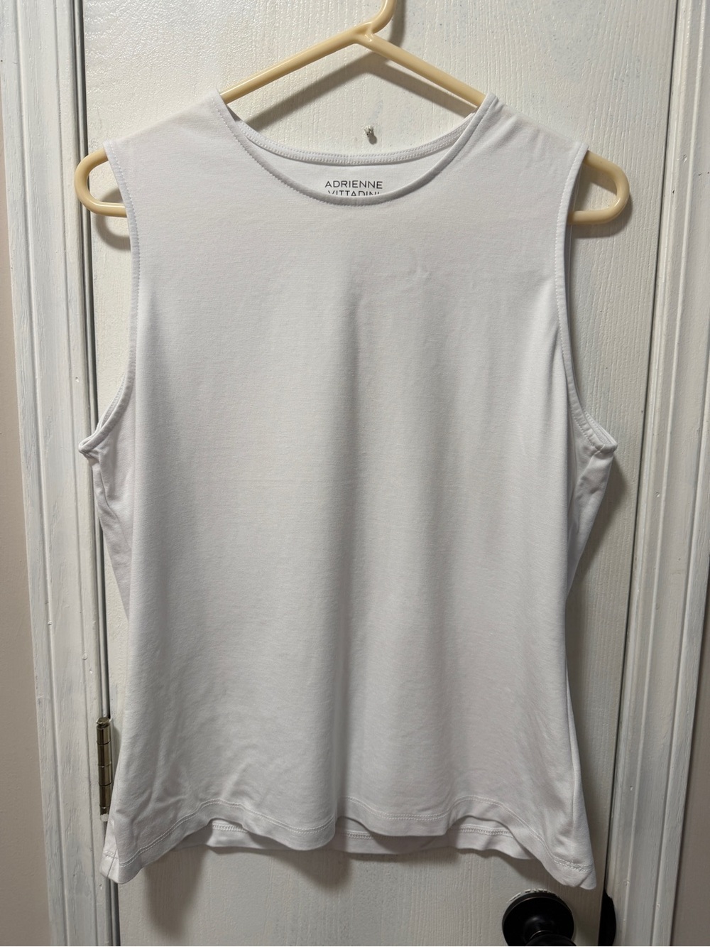 Adrienne Vittadini White Sleeveless Muscle Tee